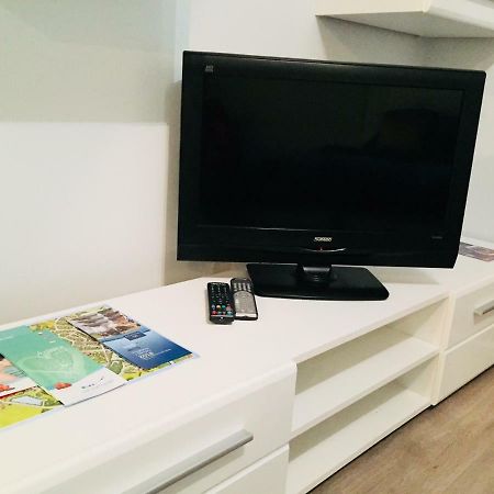 Апартаменты Miracle Apartman Шарвар Экстерьер фото